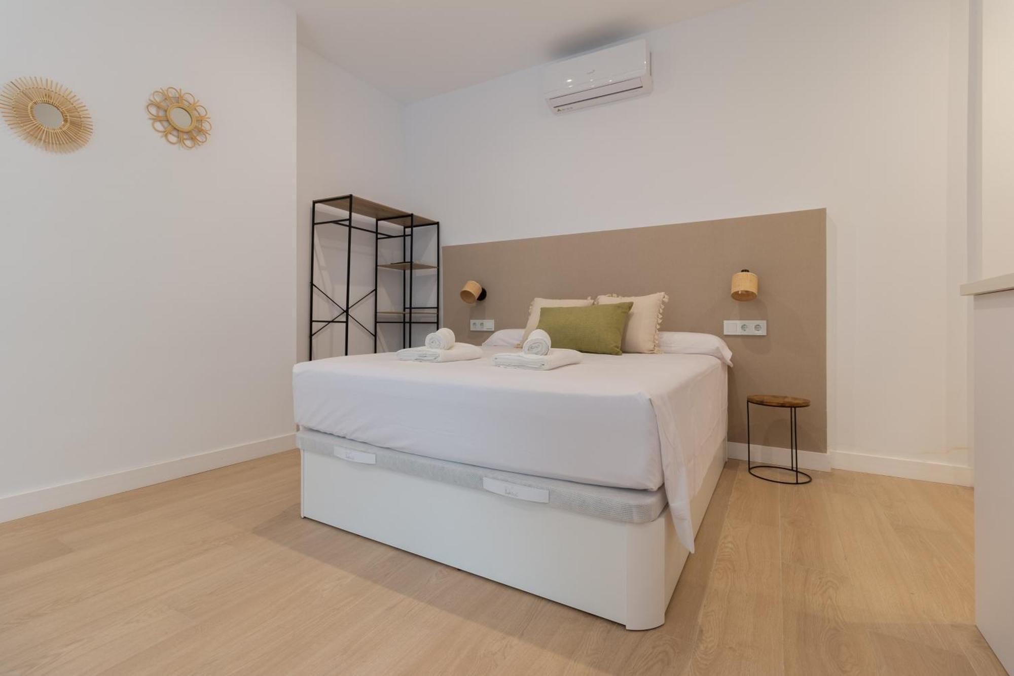 קורדובה Apartamentos Bn Suite Centro מראה חיצוני תמונה